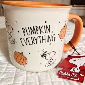 NWT BRAND NEW  Peanuts Snoopy Fall Autumn Halloween Mug